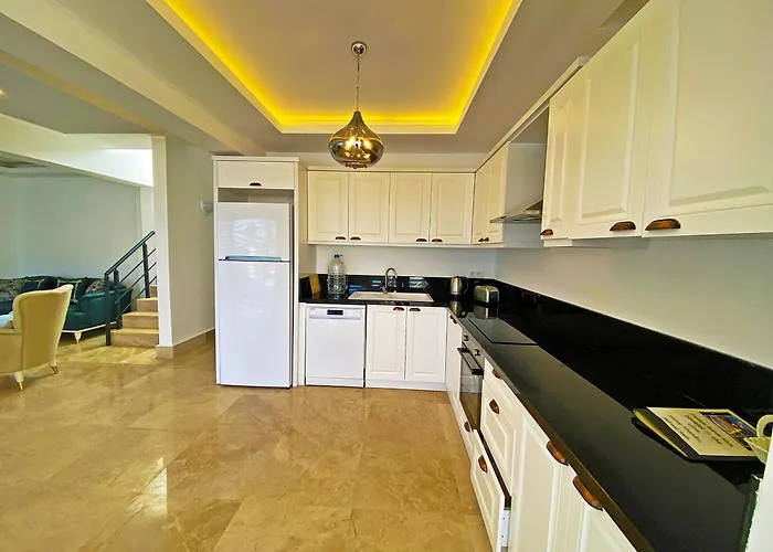 Paris A Villa, Oezel Havuzlu, Fethiye