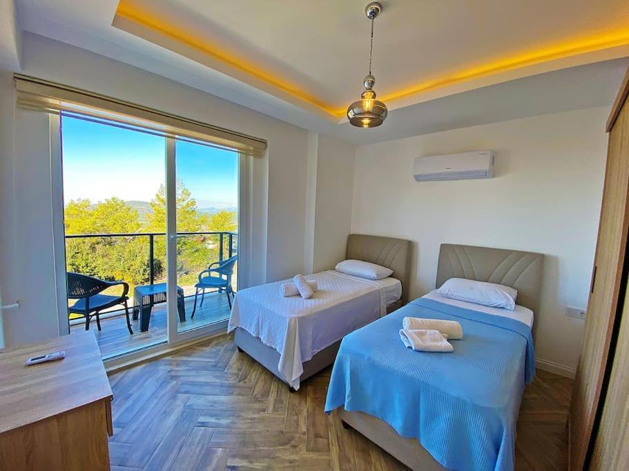Paris A Villa, Oezel Havuzlu, Вилла Фетхие