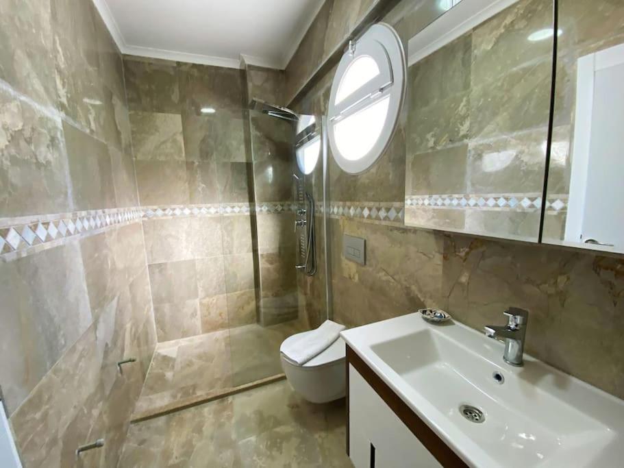 Вилла Paris A Villa, Oezel Havuzlu, *