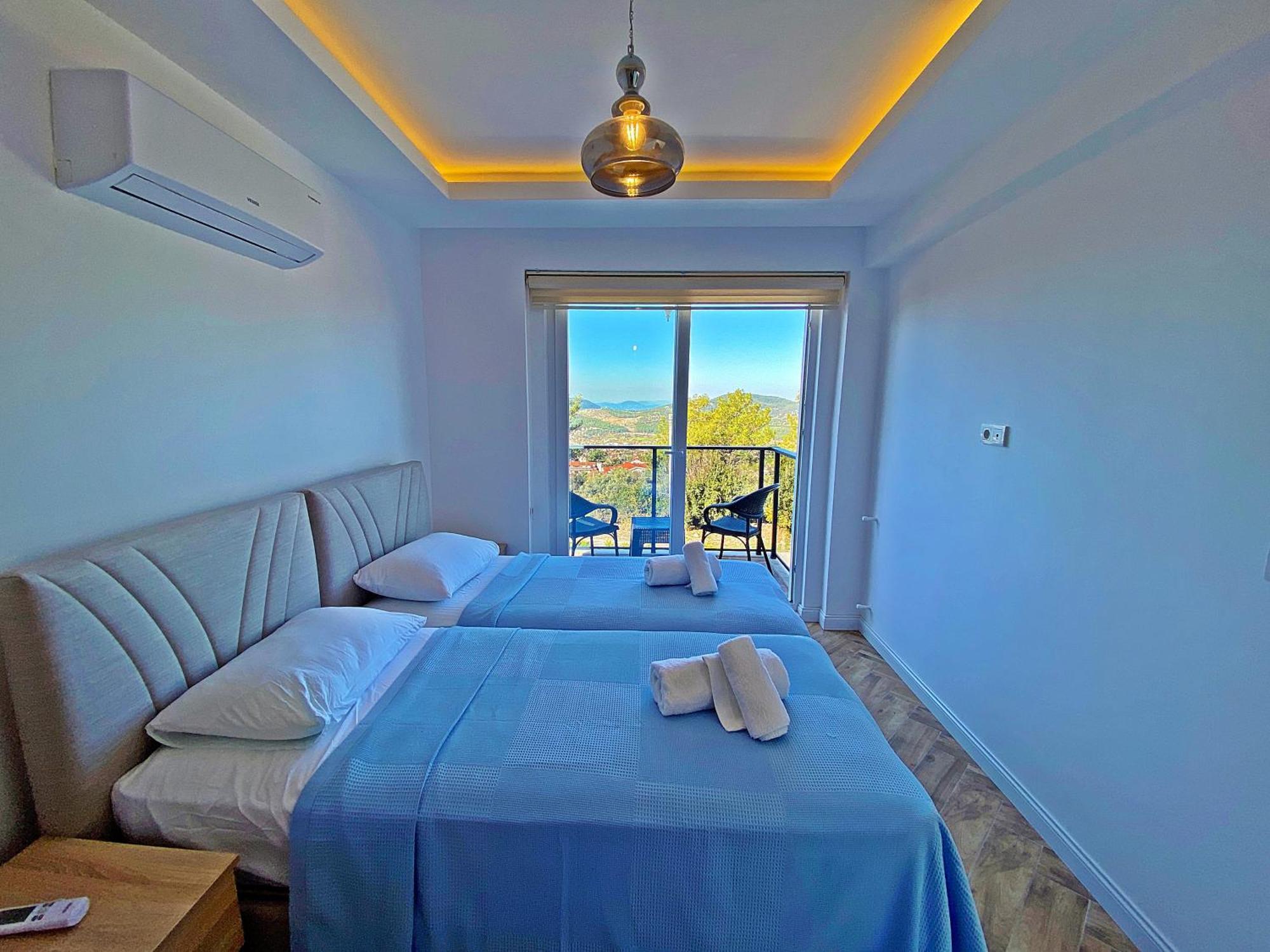 Paris A Villa, Oezel Havuzlu, Вилла Фетхие