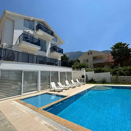 Paris A Villa, Oezel Havuzlu, Fethiye Exterior photo